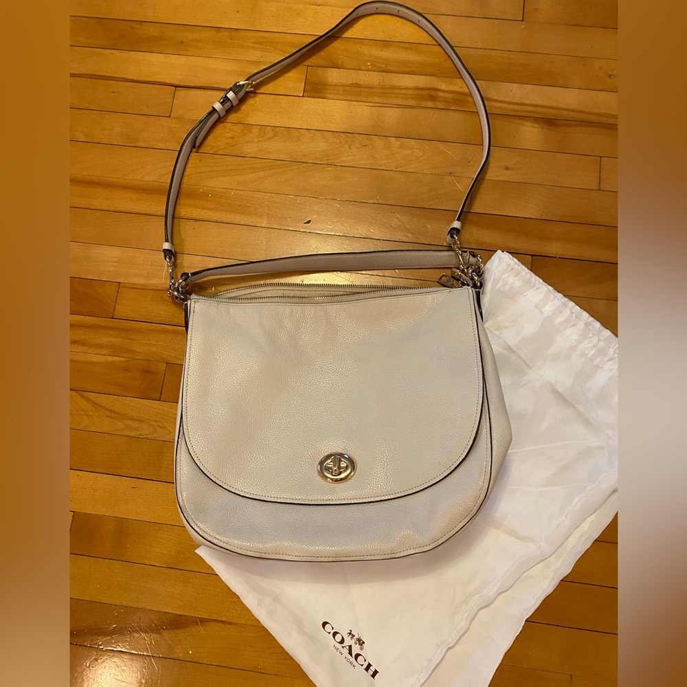 Cream Coach purse with short and long handle